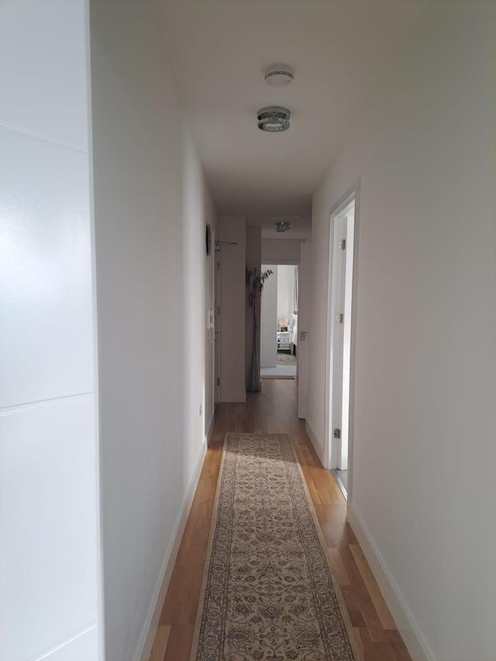 Cozy Double Room With Large En Suite Near Canary Wharf London With Amazing Views In A Shared Apartment Esterno foto