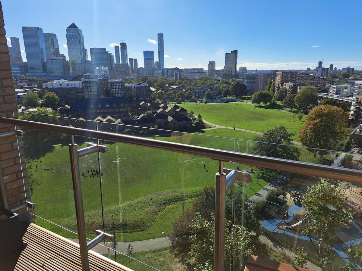 Cozy Double Room With Large En Suite Near Canary Wharf London With Amazing Views In A Shared Apartment Esterno foto